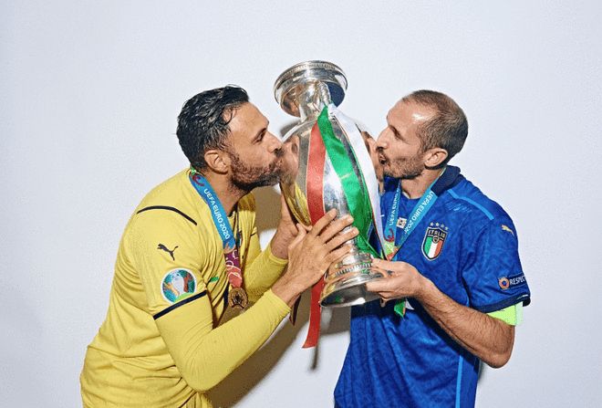 8月英超的 8月英超的