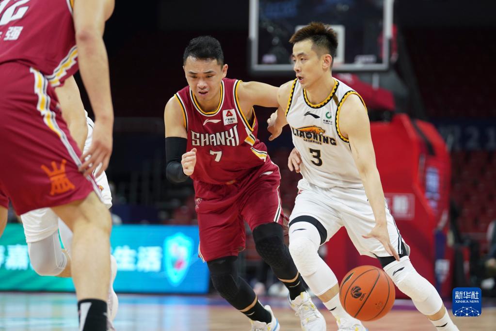 直冲禁区后 直冲禁区后