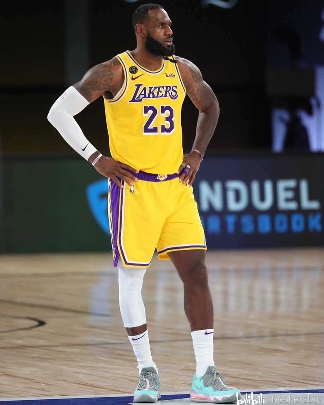 提供了更强 提供了更强